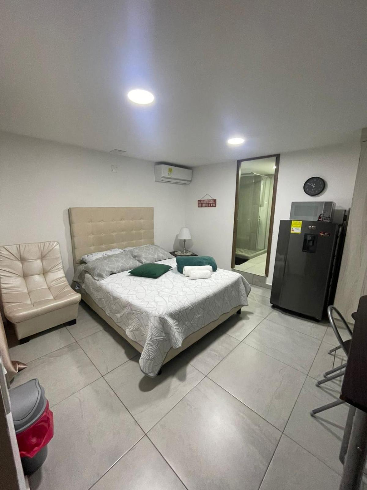 Ingenio Park 83 - Apartahotel Кали Экстерьер фото